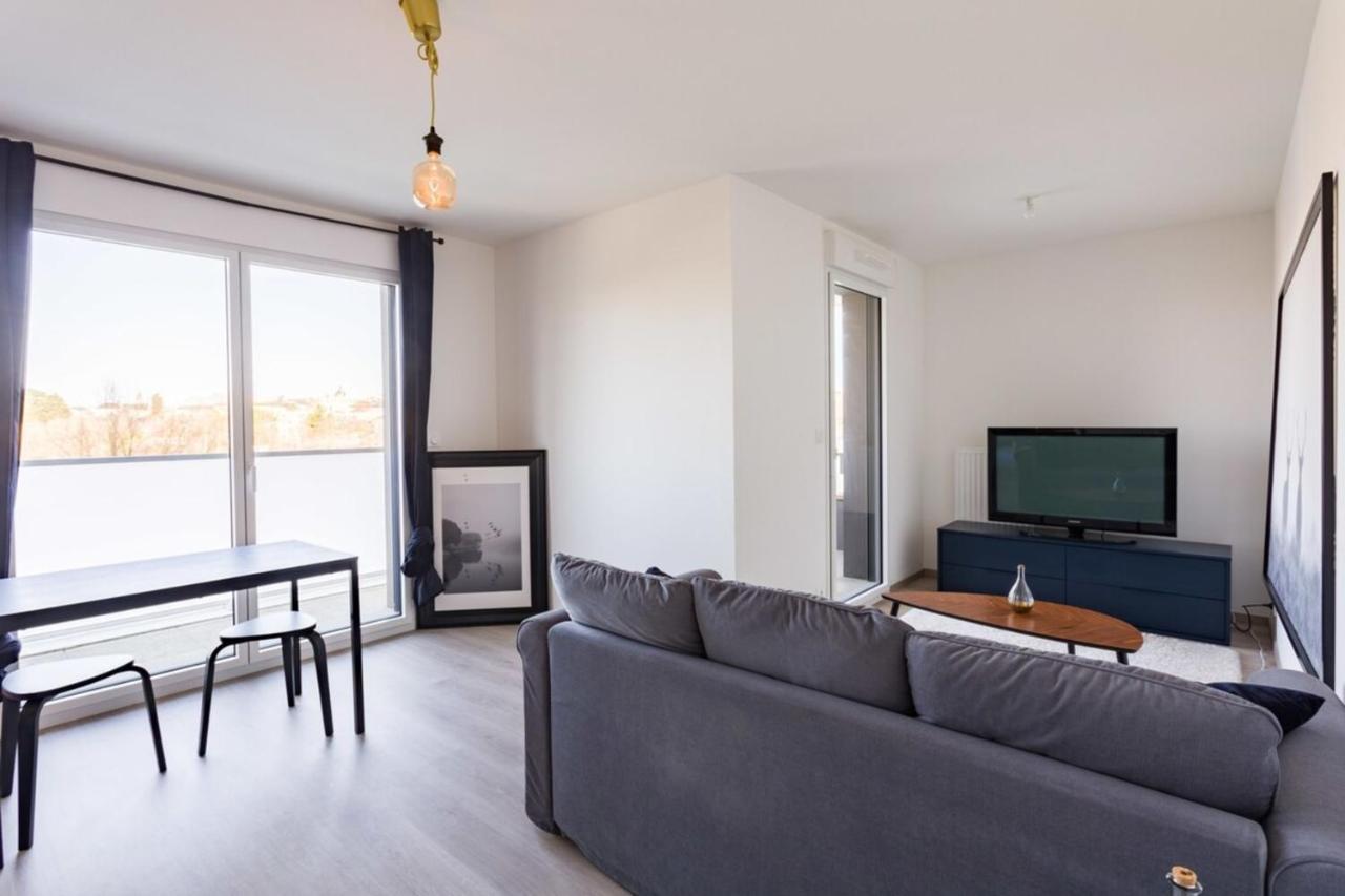 Le Rio, Appartement Avec Terrasse & Parking Рен Екстериор снимка