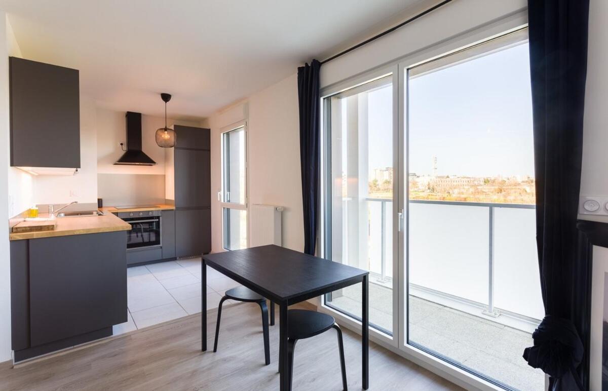 Le Rio, Appartement Avec Terrasse & Parking Рен Екстериор снимка